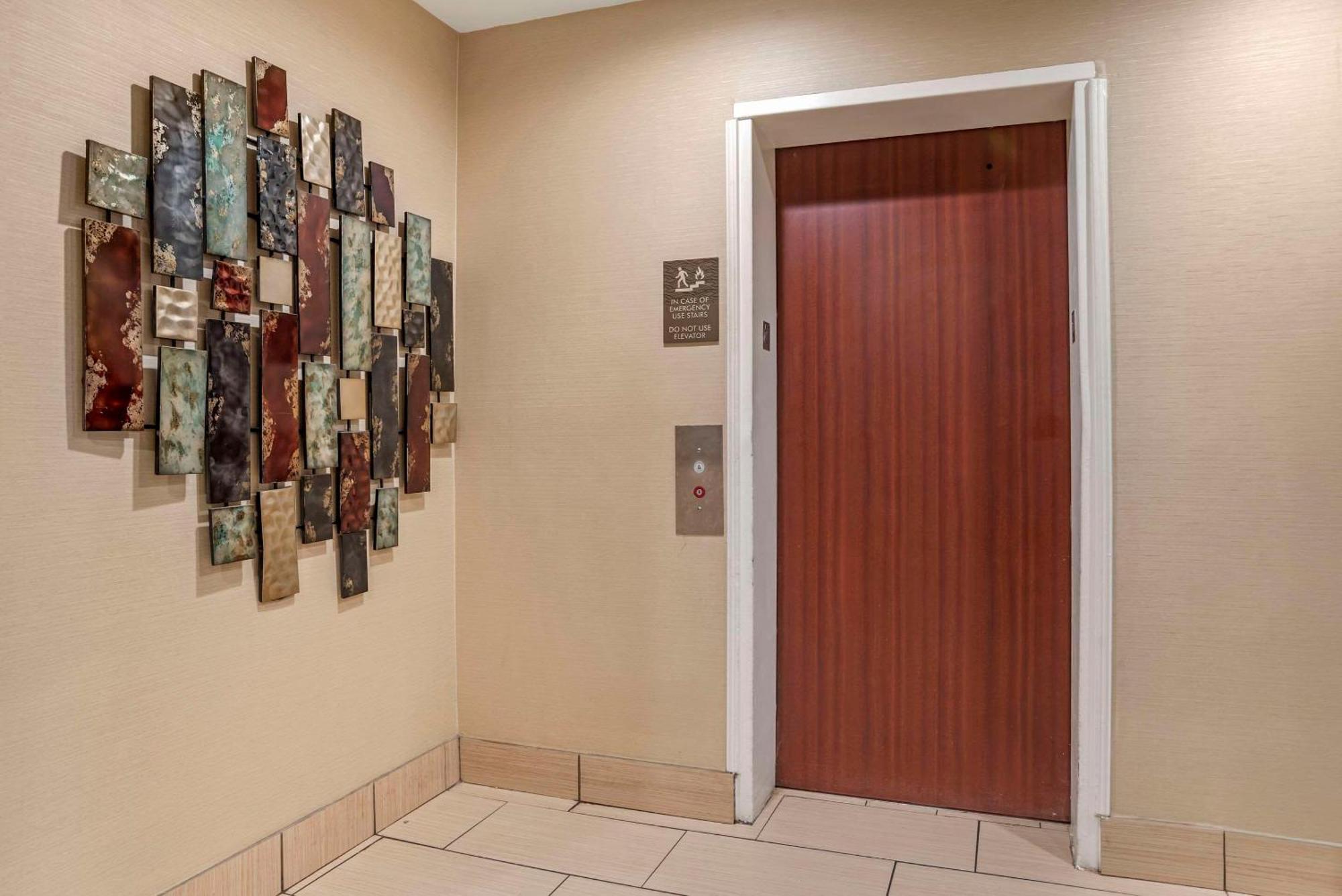 Comfort Inn Opelika - Auburn Luaran gambar